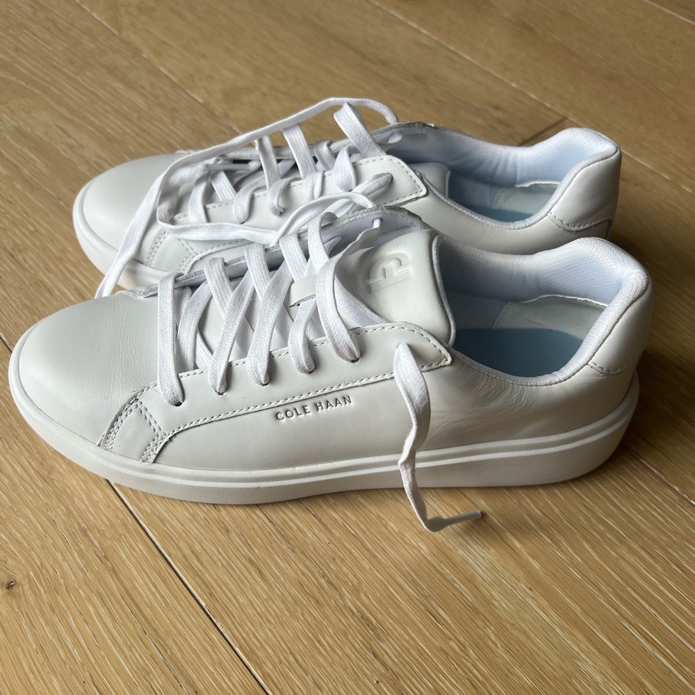 Cole Haan Women's Grand Crosscourt Daily Sneaker White Leather Size 8 Low Top